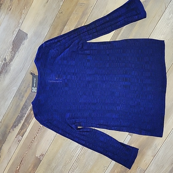 Cable and gauge, large, blue, and black cardigan - Picture 4 of 5